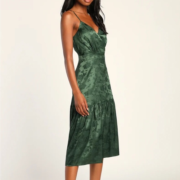 Lulu’s Emerald Green Satin Dress - Picture 3 of 8